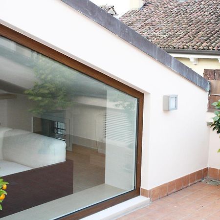 ヴェローナLa Terrazza Sull'Arenaアパートメント エクステリア 写真