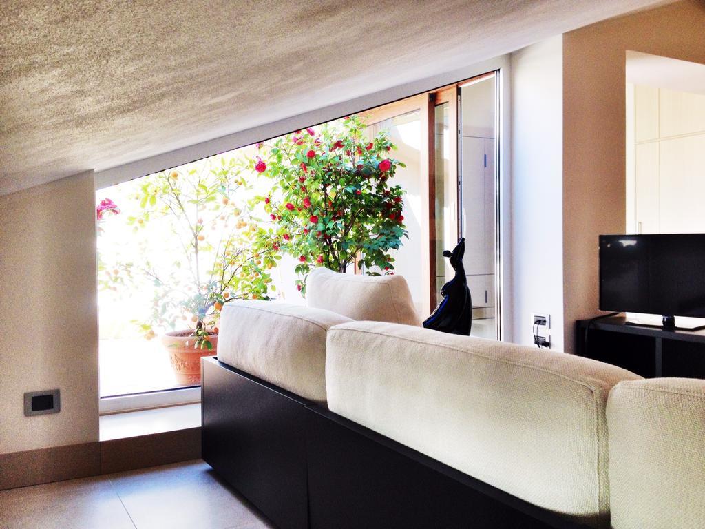 ヴェローナLa Terrazza Sull'Arenaアパートメント 部屋 写真