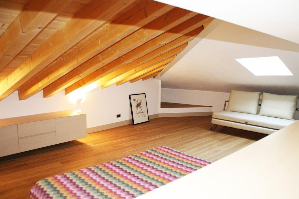 ヴェローナLa Terrazza Sull'Arenaアパートメント 部屋 写真