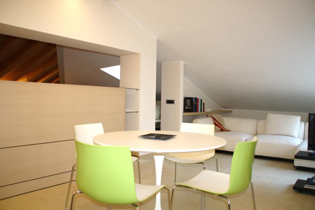 ヴェローナLa Terrazza Sull'Arenaアパートメント 部屋 写真